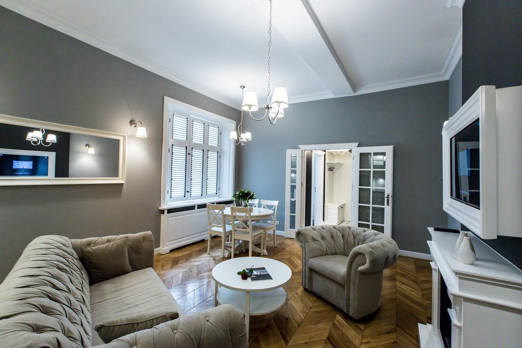 Poznanska Metro Centrum Apartment วอร์ซอ ภายนอก รูปภาพ